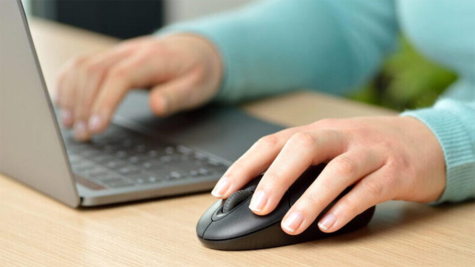 2 Things to Consider when Using a Mouse Pad with a Wrist Rest