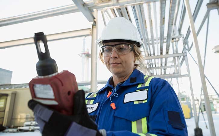 Worker performing IH sampling