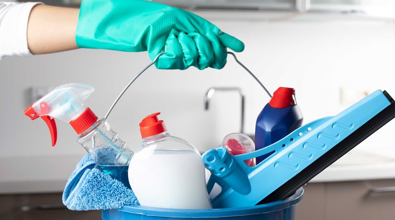 Cleaning products release hundreds of hazardous chemicals: study