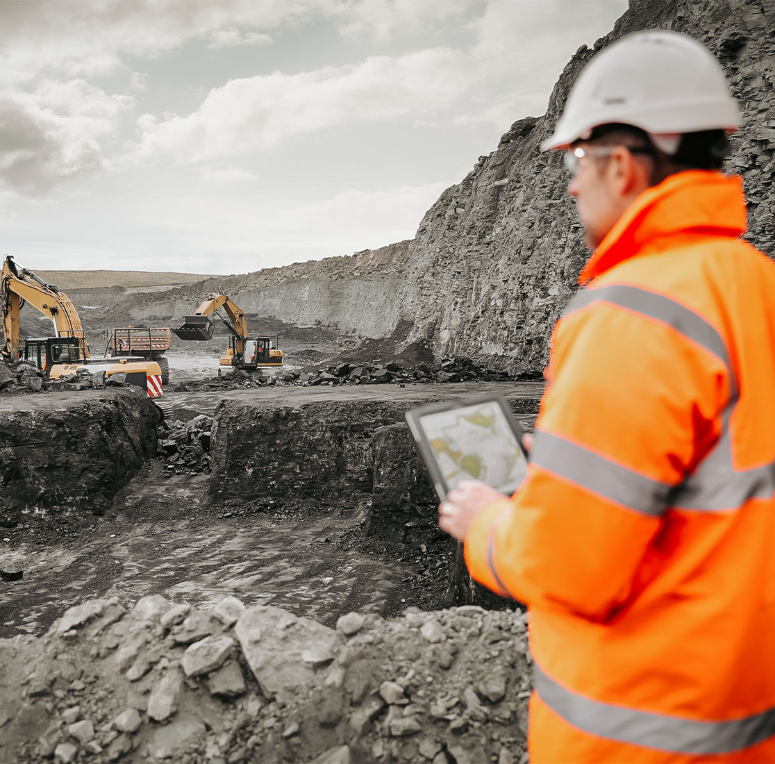 Industries Feature Cards Mining Desktop 1116x1100