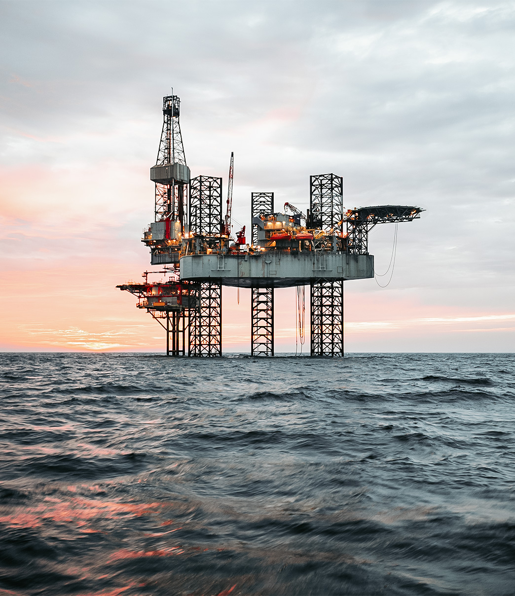 Oil And Gas Feature 424 Challenges Desktop 1044x1208