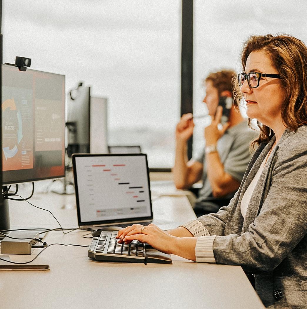 Ergo Office Ergo Feature 41 Feature Desktop 1044x104